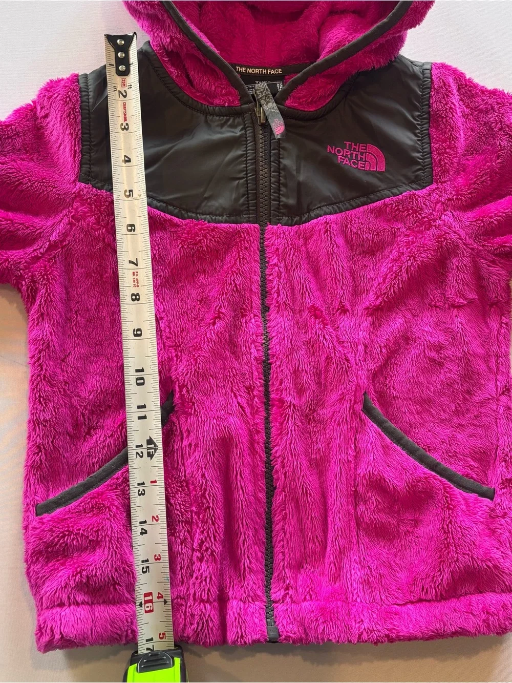 The North Face Hot Pink Hooded Fleece with Black Woven Tag Little Girls Size XS